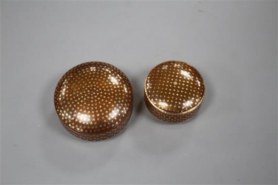 Two 19th century gold piqué work boxes, 6cm and 4.5cm